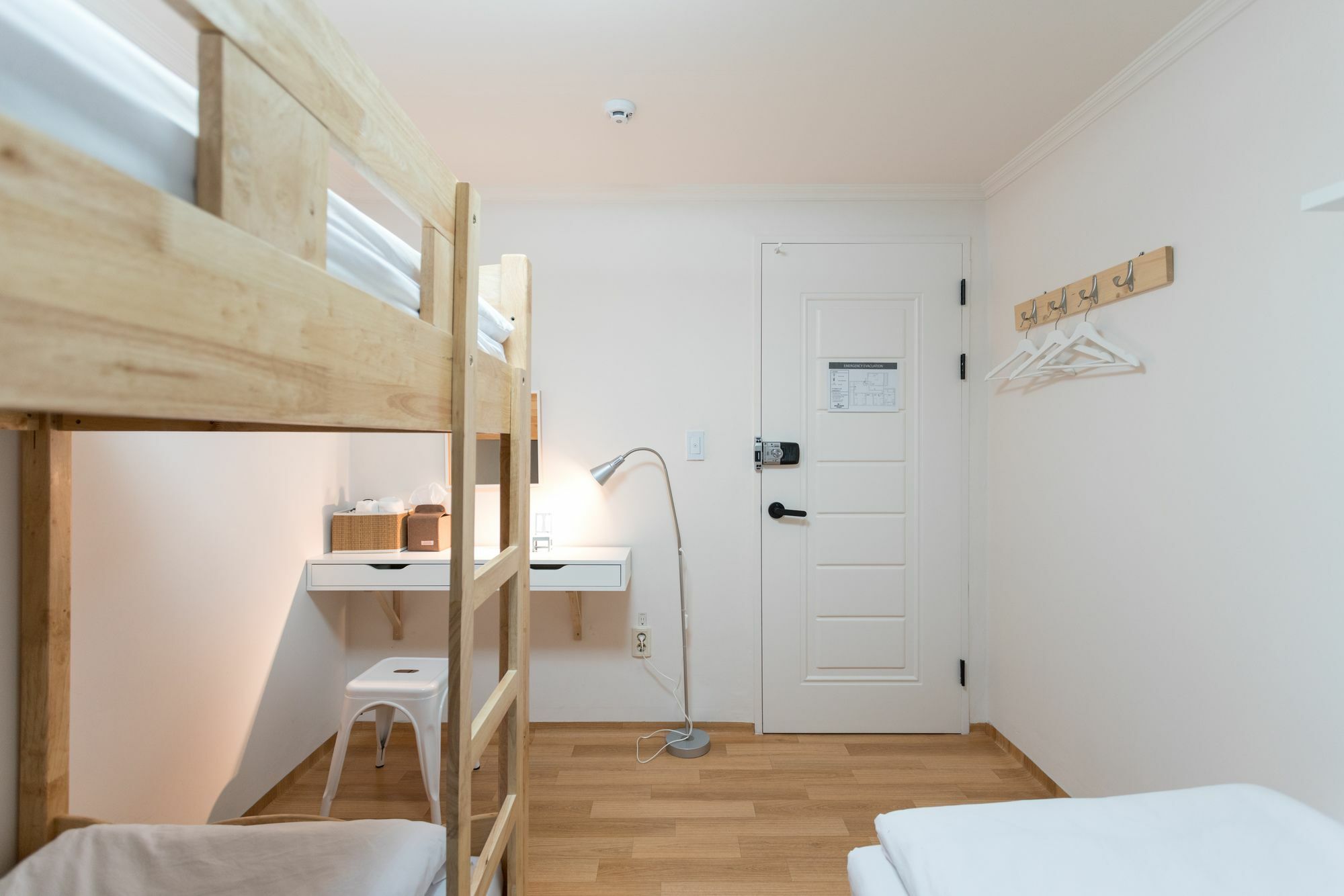 Mono House Hongdae 2 Hotel Seoul Bagian luar foto
