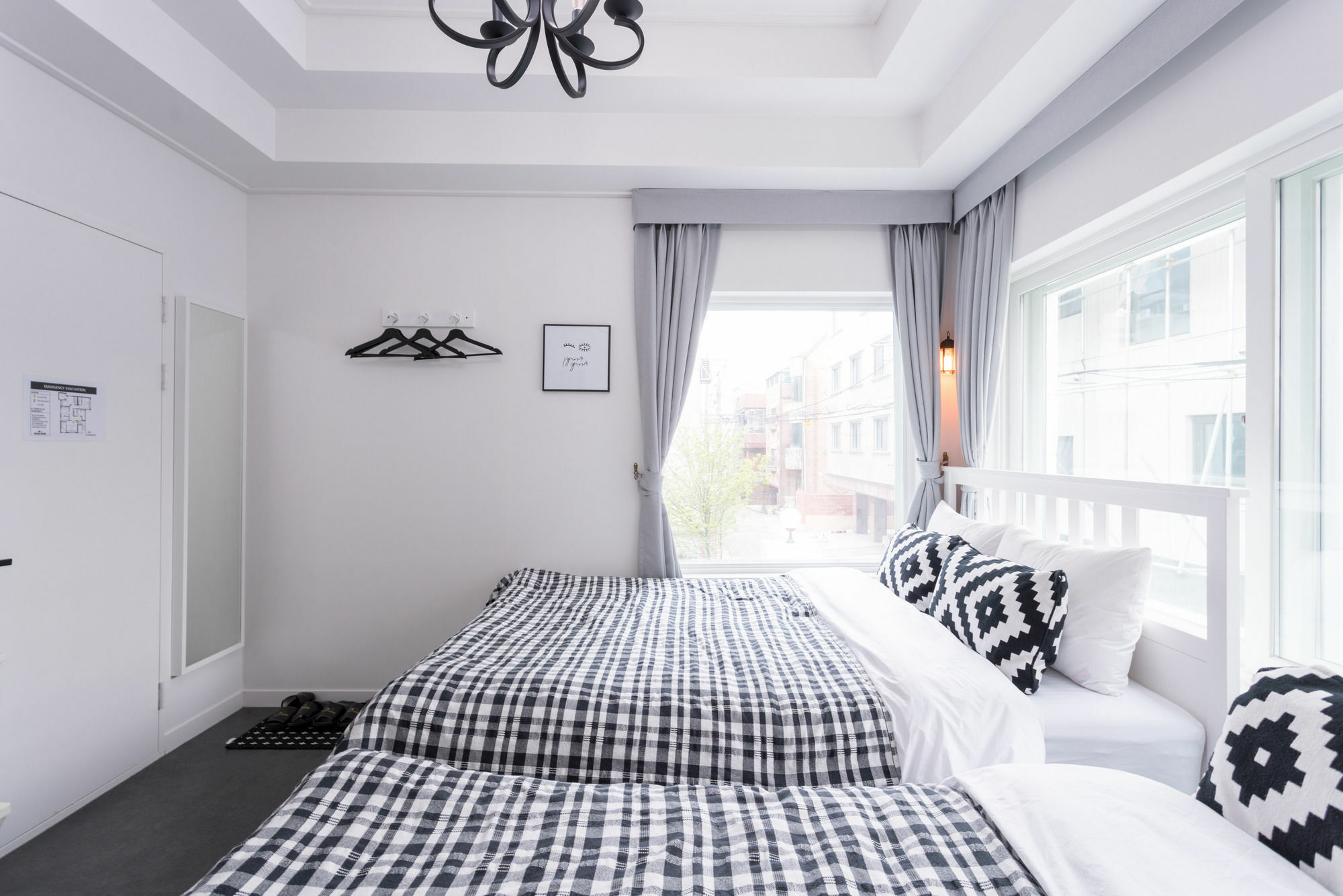 Mono House Hongdae 2 Hotel Seoul Bagian luar foto