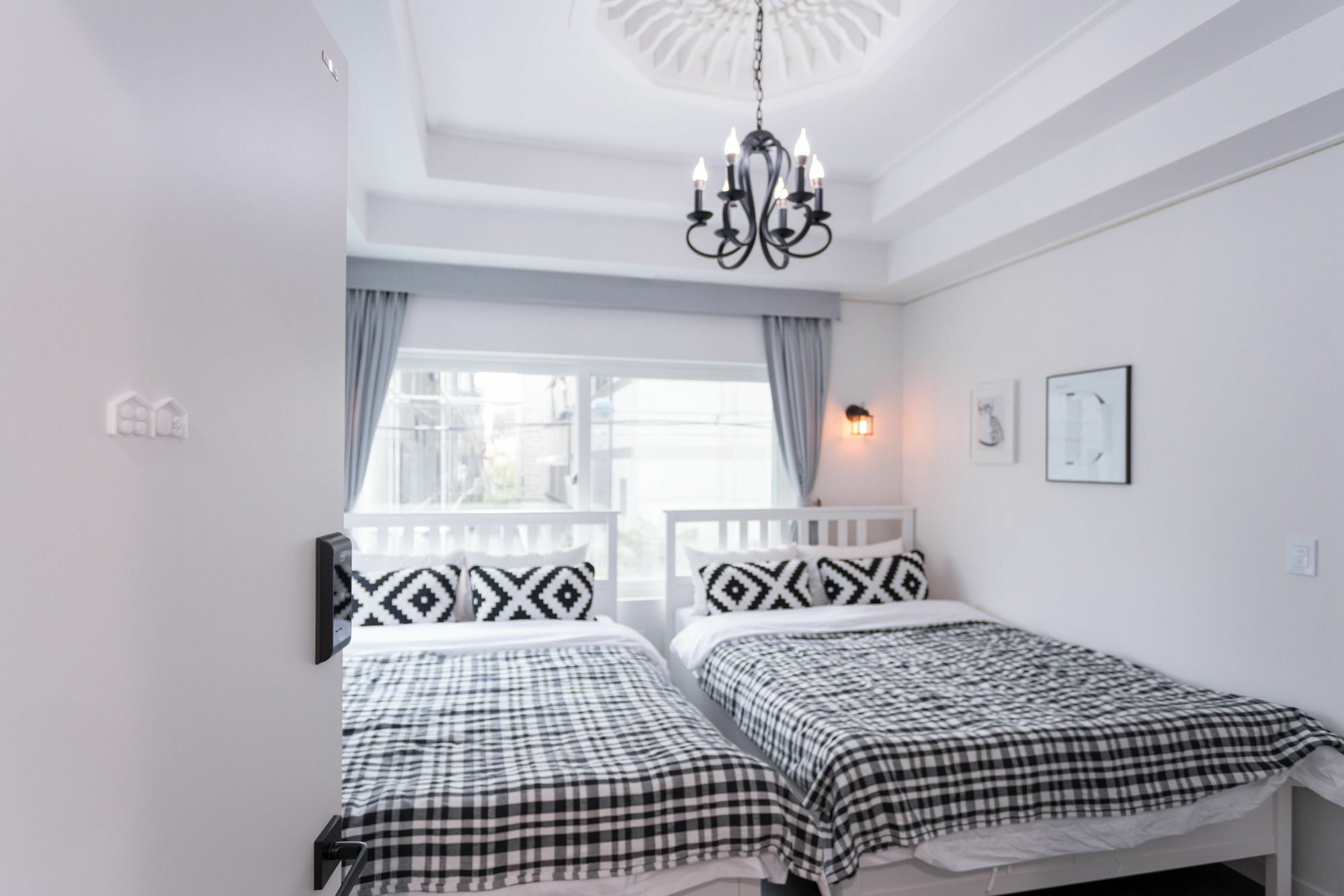 Mono House Hongdae 2 Hotel Seoul Bagian luar foto