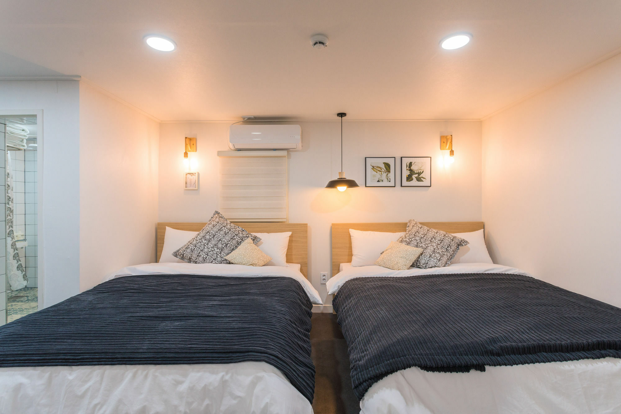 Mono House Hongdae 2 Hotel Seoul Bagian luar foto
